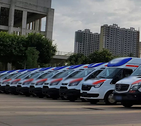 囊谦县服务车队展示