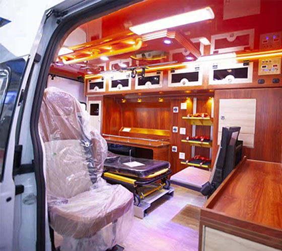 囊谦县车辆内部展示